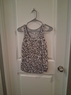 Karen Neuburger Leopard Print Racerback Tank Top in Gray and Black